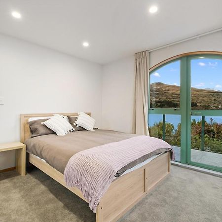 Huge Lakefront Delight - Queenstown Holiday Home Exteriér fotografie