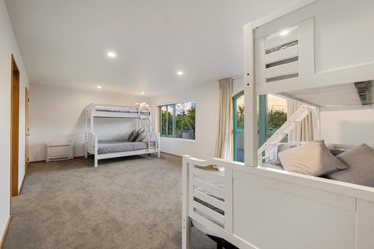 Huge Lakefront Delight - Queenstown Holiday Home Exteriér fotografie